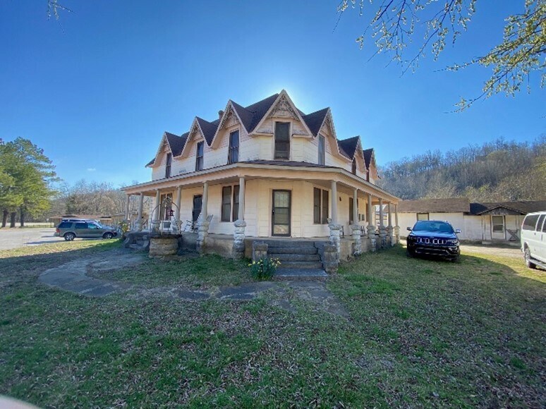 304 East Court Street, Jasper, AR à vendre Photo principale– Image 1 sur 23
