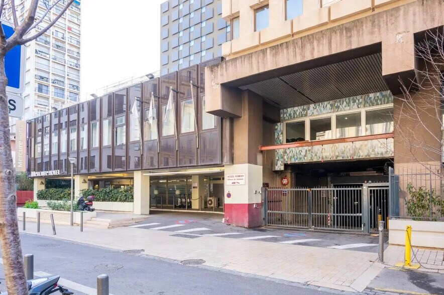 2 Rue Henri Barbusse, Marseille à vendre - Photo de l’immeuble – Image 2 sur 13