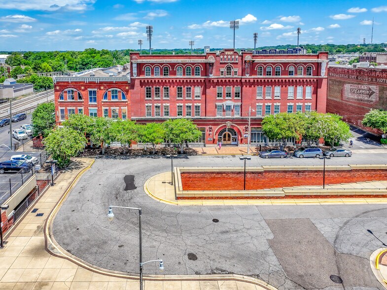 260 Commerce St, Montgomery, AL à louer - Photo de l’immeuble – Image 3 sur 12