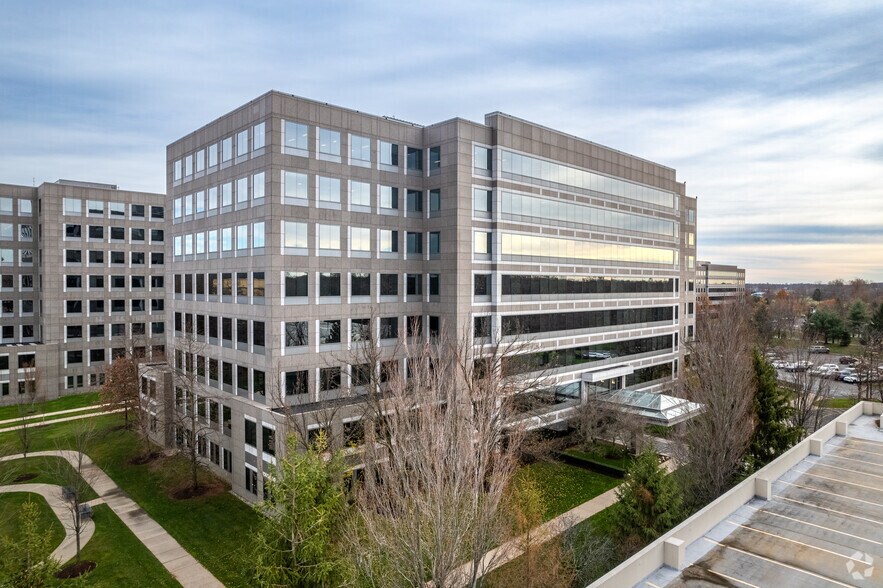 200 Somerset Corporate Blvd, Bridgewater, NJ à louer - Photo de l’immeuble – Image 2 sur 6