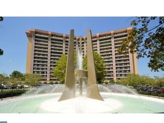Plus de détails pour 1000 Valley Forge Cir, King Of Prussia, PA - Logement à vendre