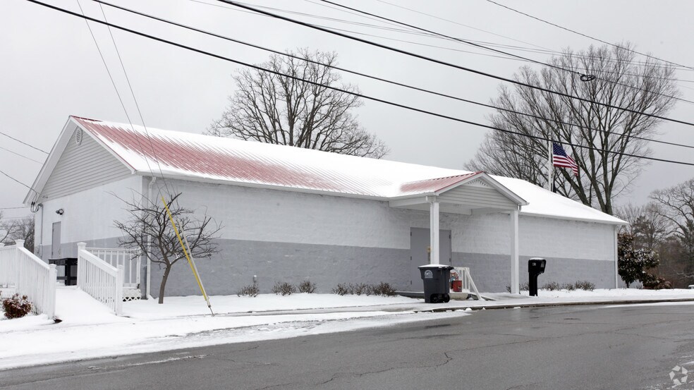 45 Poplar St, Monterey, TN à vendre - Photo de l’immeuble – Image 3 sur 9