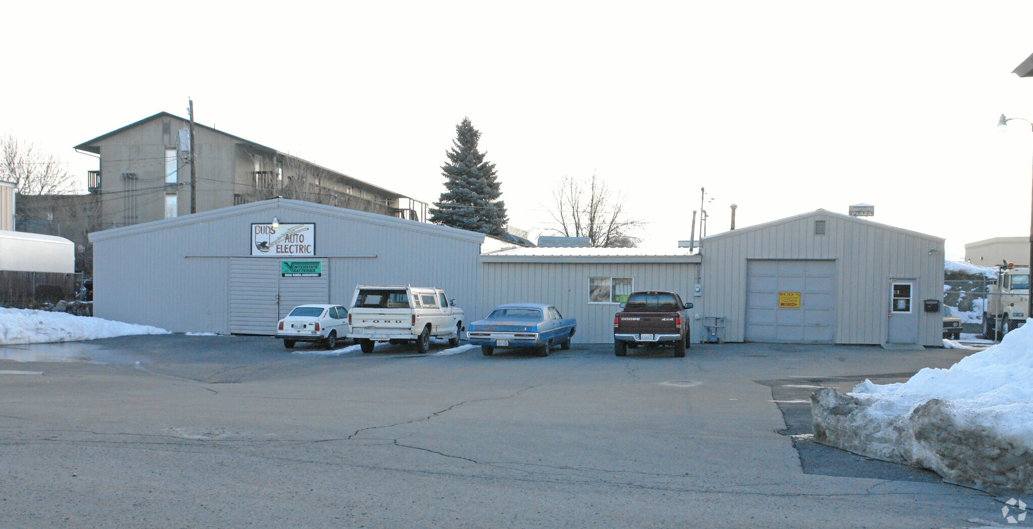 100 N Houk Rd, Spokane Valley, WA à louer Photo principale– Image 1 sur 5