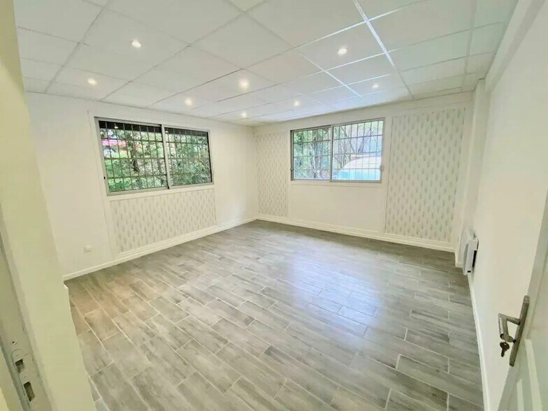 Bureau dans Nice à louer - Photo de l’immeuble – Image 3 sur 4