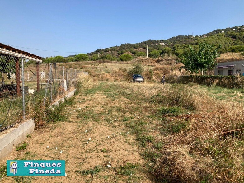 Terrain dans Pineda de Mar, Barcelona à vendre - Photo de l’immeuble – Image 3 sur 5