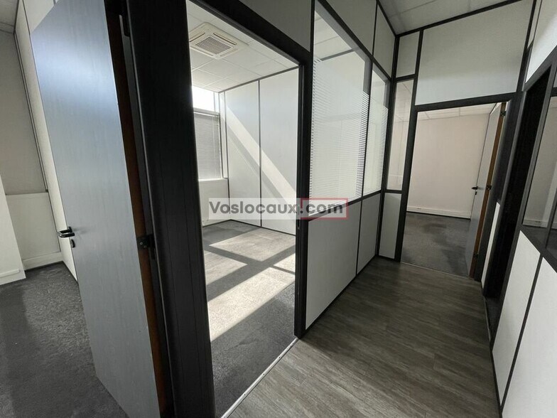 Bureau dans Villeneuve-Loubet à louer - Photo intérieure – Image 3 sur 5