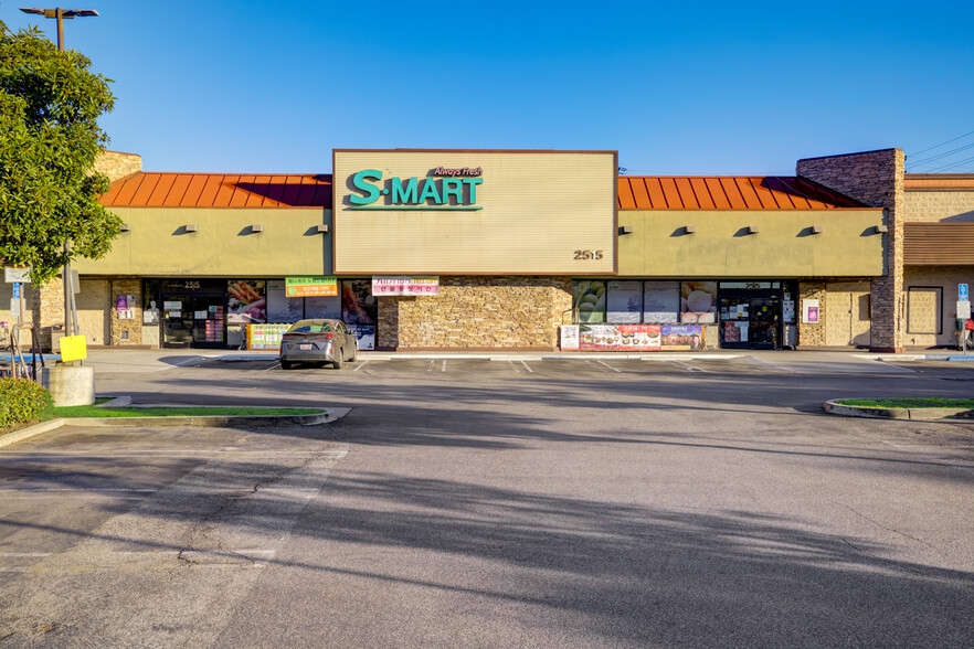 2515 Torrance Blvd, Torrance, CA à louer - Photo de l’immeuble – Image 1 sur 21