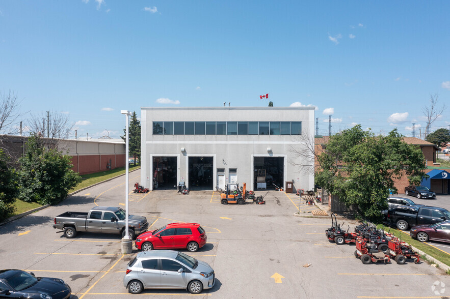 1053 Brock Rd, Pickering, ON à louer - Photo de l’immeuble – Image 3 sur 7