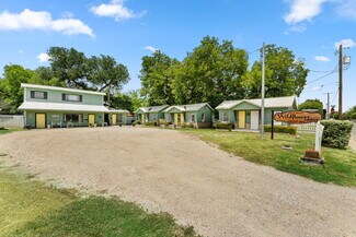 Plus de détails pour 702 W Wallace St, San Saba, TX - Hôtellerie à vendre
