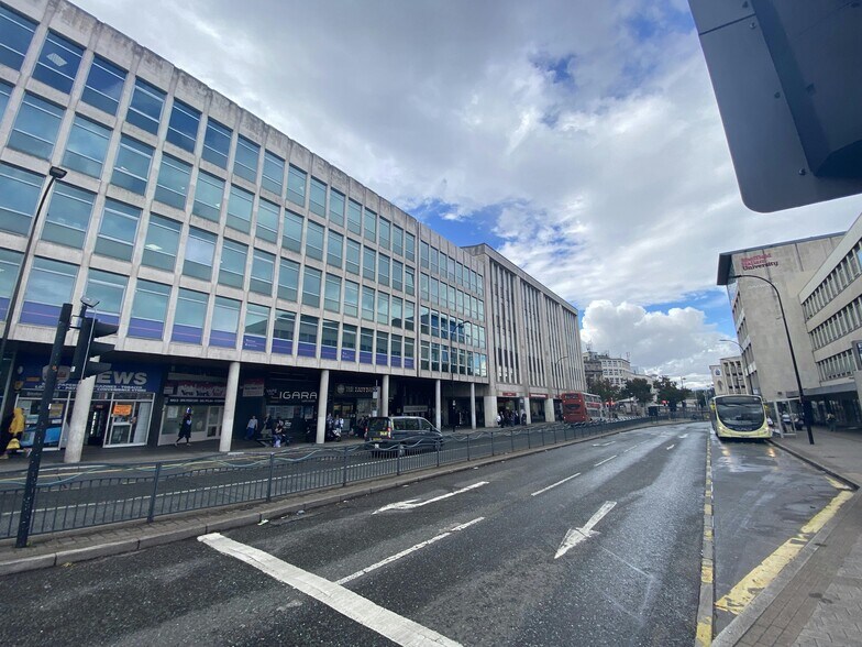 10-20 Arundel Gate, Sheffield à louer - Photo de l’immeuble – Image 2 sur 9