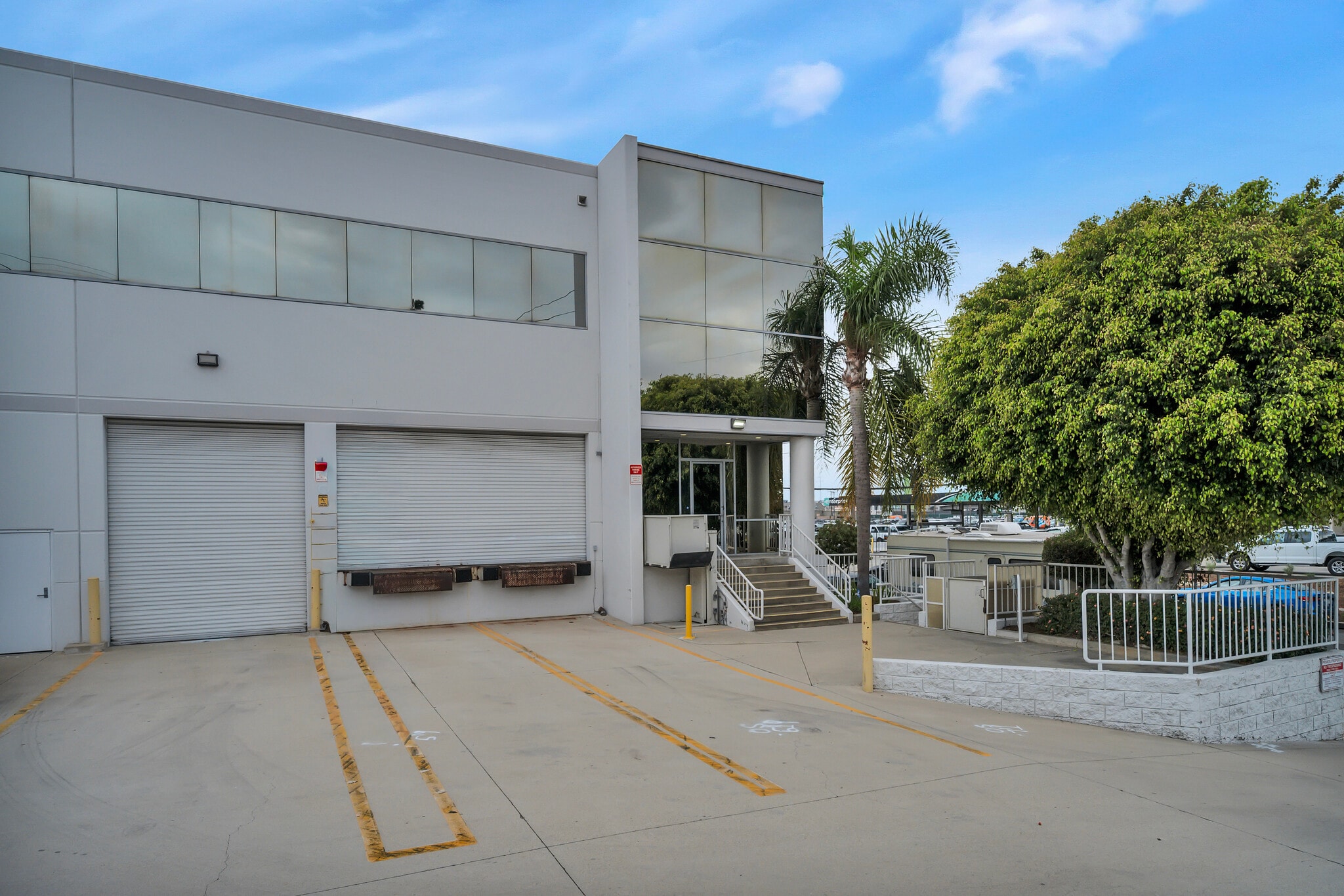 8701 Bellanca Ave, Los Angeles, CA à louer Photo intérieure– Image 1 sur 7