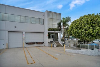 8701 Bellanca Ave, Los Angeles, CA à louer Photo intérieure– Image 1 sur 7