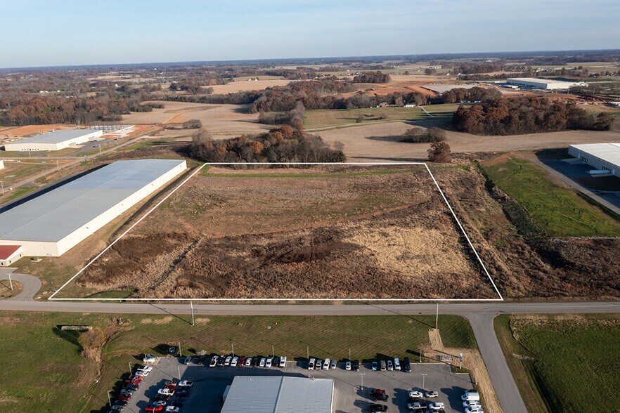 720 Garvin Ln, Franklin, KY à vendre - Photo principale – Image 1 sur 7