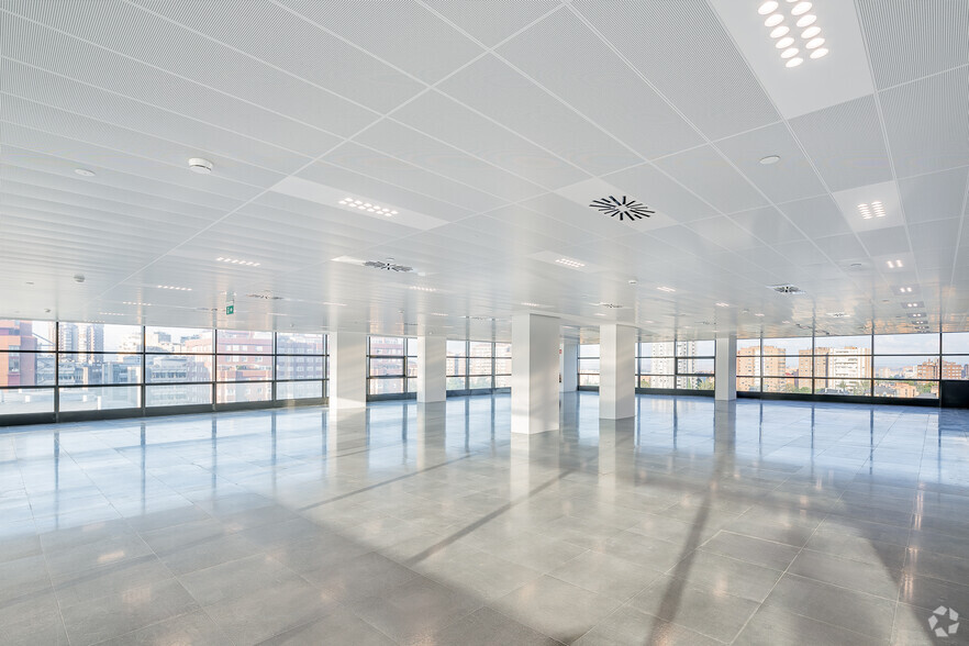 Calle de Serrano Galvache, 26, Madrid, Madrid à louer - Photo intérieure – Image 2 sur 21