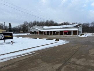 Plus de détails pour 4935 S Prospect St, Ravenna, OH - Local commercial à louer
