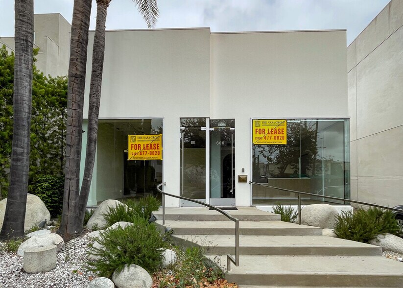 8533-8539 Melrose Ave, Los Angeles, CA à louer - Photo de l’immeuble – Image 1 sur 11