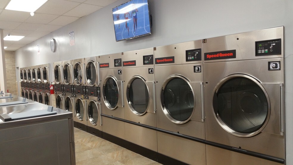 1110-1112 S Long Beach Blvd, Compton, CA à vendre - Photo intérieure – Image 3 sur 22