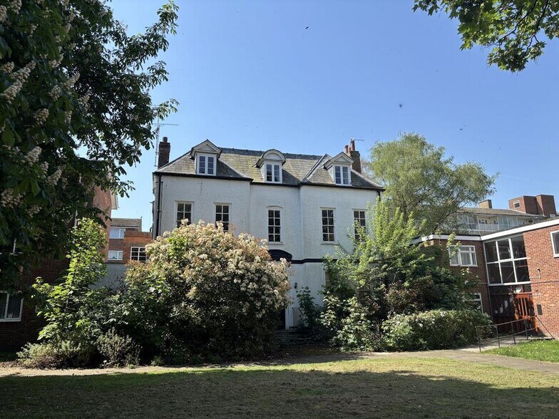 17 St. Marys Close, Gloucester à vendre - Photo de l’immeuble – Image 3 sur 19