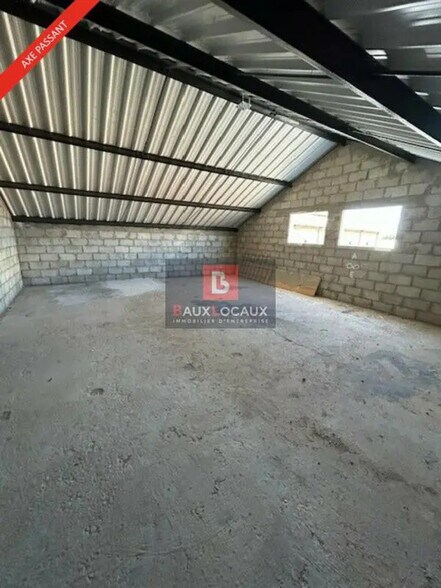 Local d'activités dans Châteauneuf-les-Martigues à vendre - Photo intérieure – Image 2 sur 7