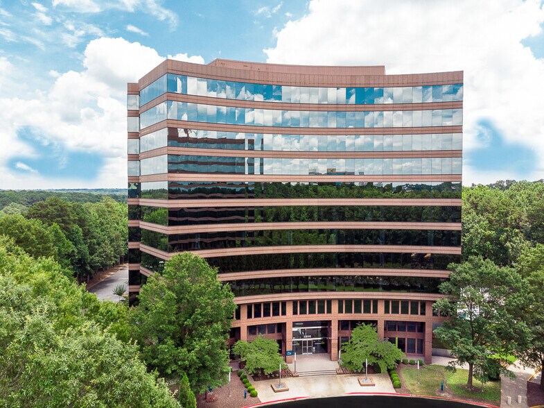 1850 Parkway Pl, Marietta, GA à louer - Photo de l’immeuble – Image 1 sur 25