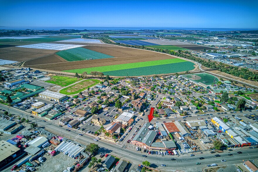 74-82 Porter Dr, Watsonville, CA à vendre - Photo de l’immeuble – Image 2 sur 25