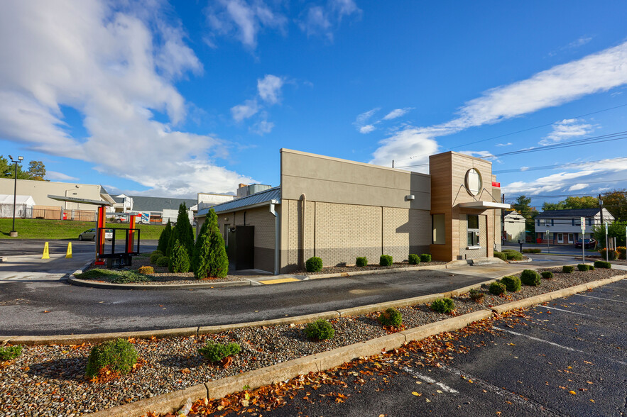 13014 Pennsylvania Ave, Hagerstown, MD à louer - Photo de l’immeuble – Image 3 sur 3