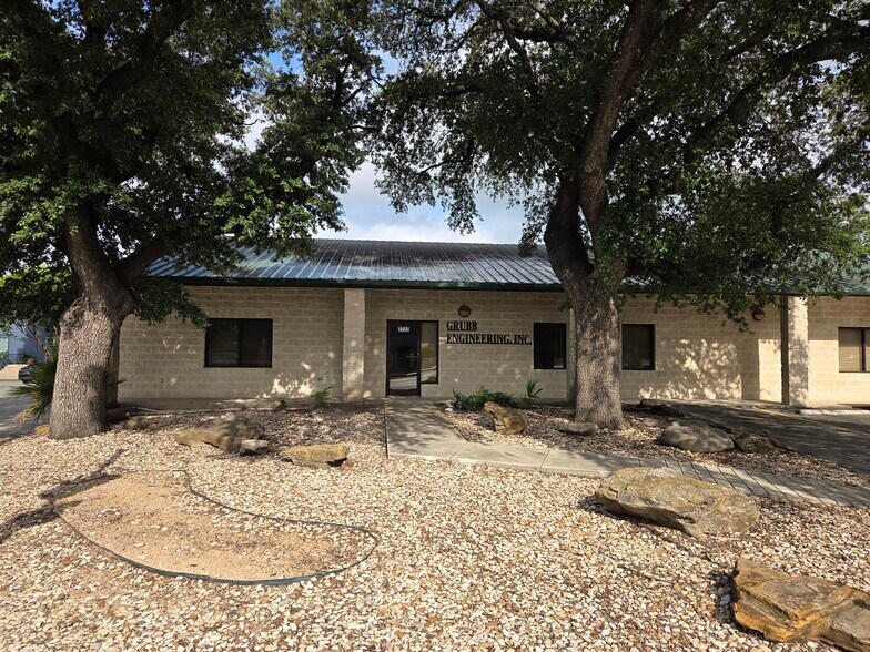 2727 N St Marys St, San Antonio, TX à vendre - Photo de l’immeuble – Image 2 sur 23