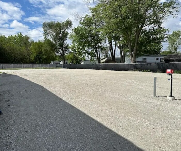 825 W Walnut St, Oglesby, IL à louer - Autre – Image 2 sur 9