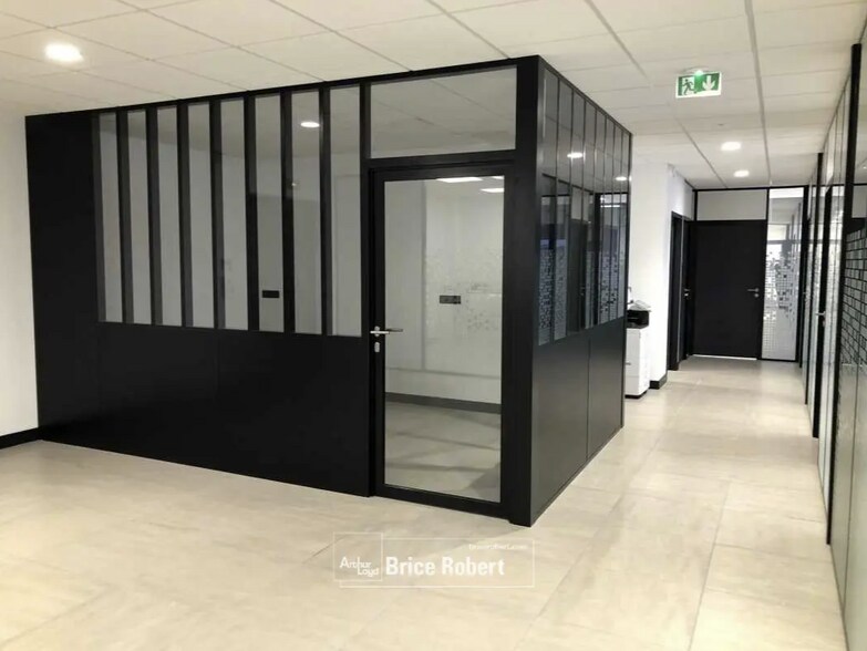 Local d'activités dans Communay à vendre - Photo intérieure – Image 3 sur 5