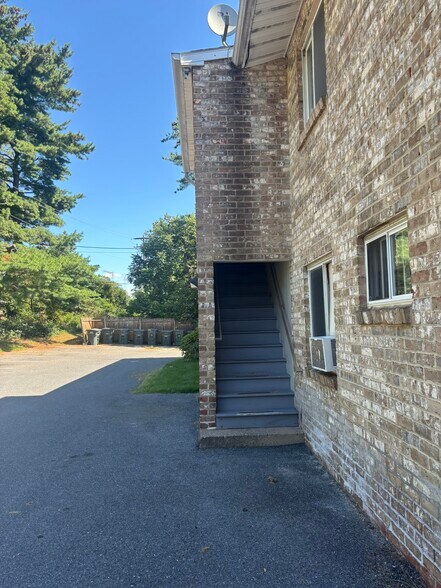 3800 Elmerton Ave, Harrisburg, PA à vendre - Photo de l’immeuble – Image 2 sur 57