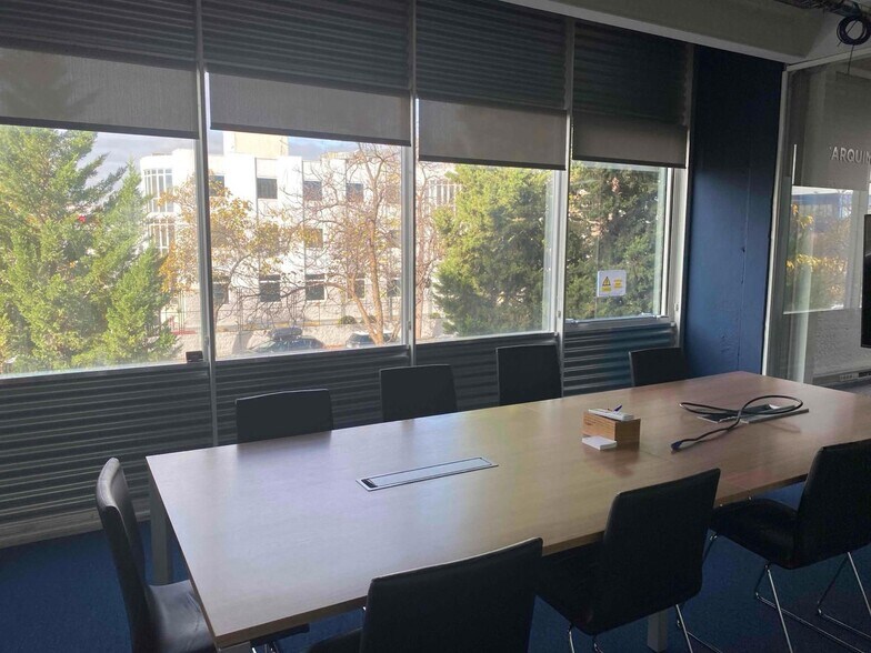 Industriel/Logistique dans Torrejón de Ardoz, Madrid à louer - Photo de l’immeuble – Image 3 sur 8