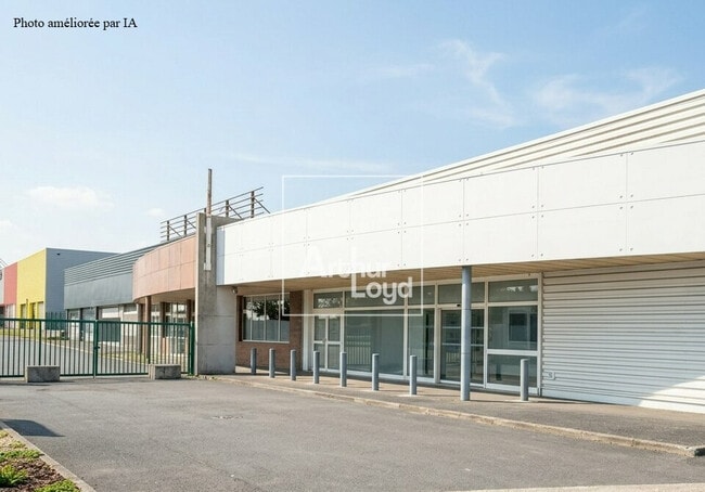 Plus de détails pour Local commercial à louer