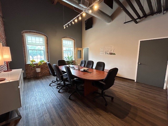 400 Bedford St, Manchester, NH à louer - Photo de l’immeuble – Image 3 sur 4