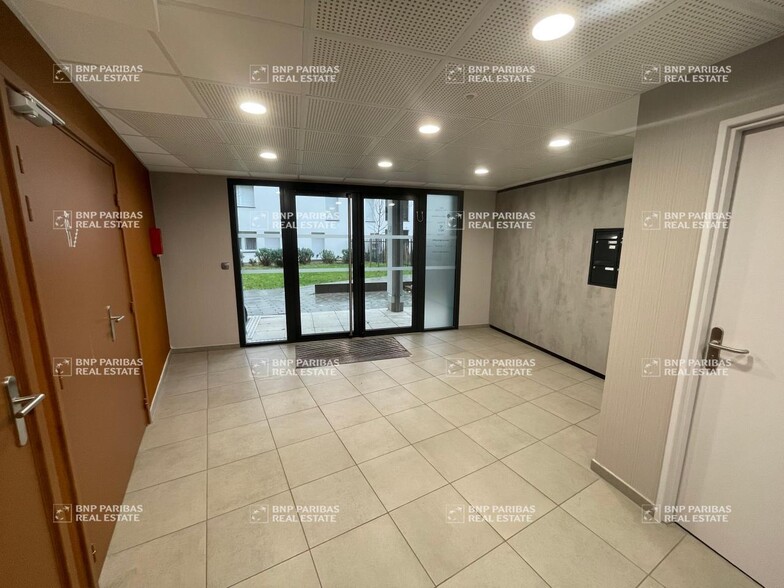 8 Rue De Colmar, Dijon à louer - Hall d’entrée – Image 3 sur 11