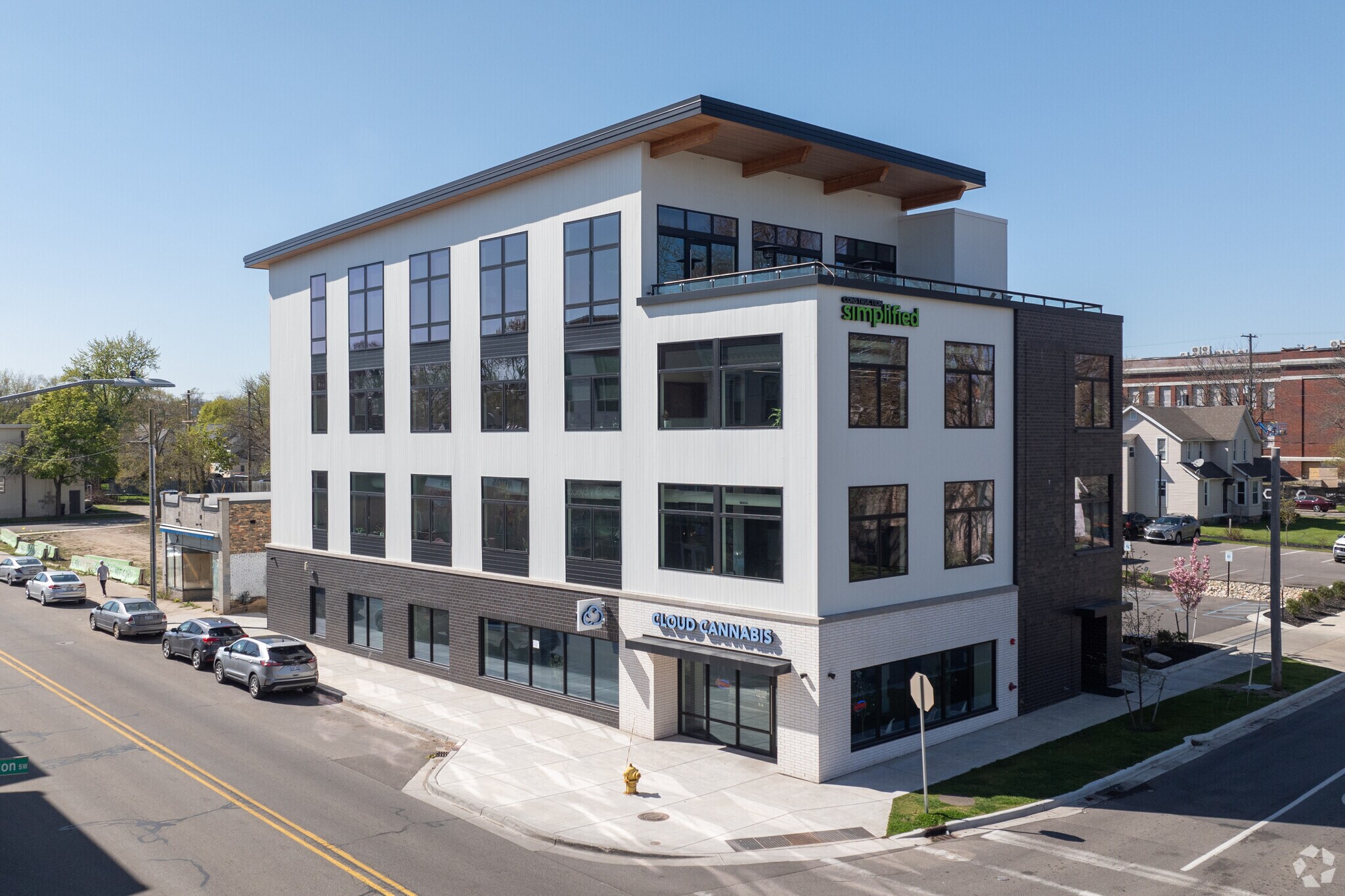 623 Fulton St W, Grand Rapids, MI à louer Photo principale– Image 1 sur 5