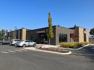 Plus de détails pour 722 W Harvard Ave, Roseburg, OR - Local commercial à vendre