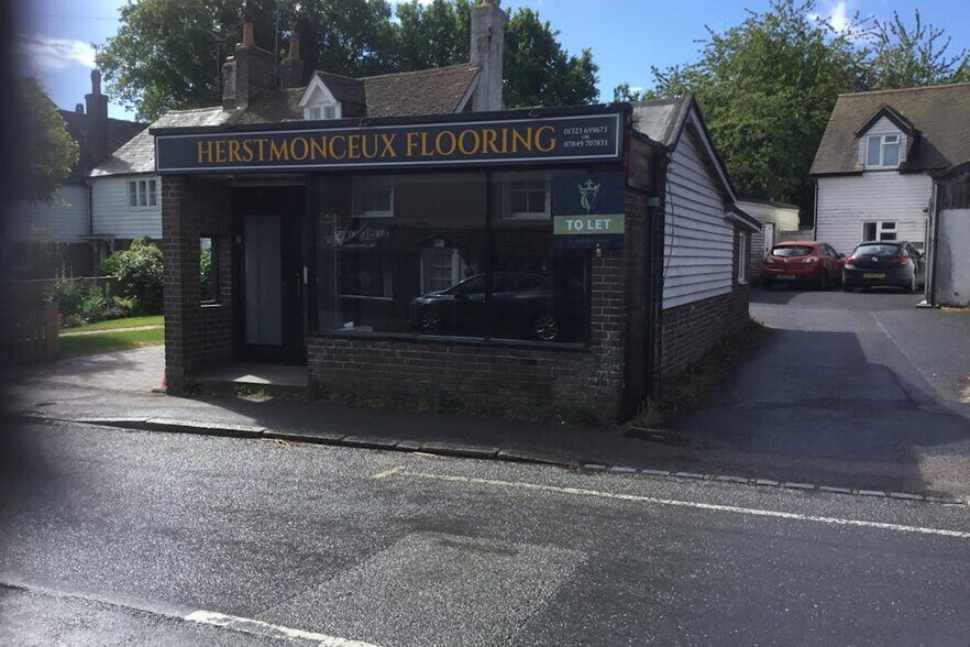 2 Gardner St, Herstmonceux à louer - Photo de l’immeuble – Image 2 sur 2