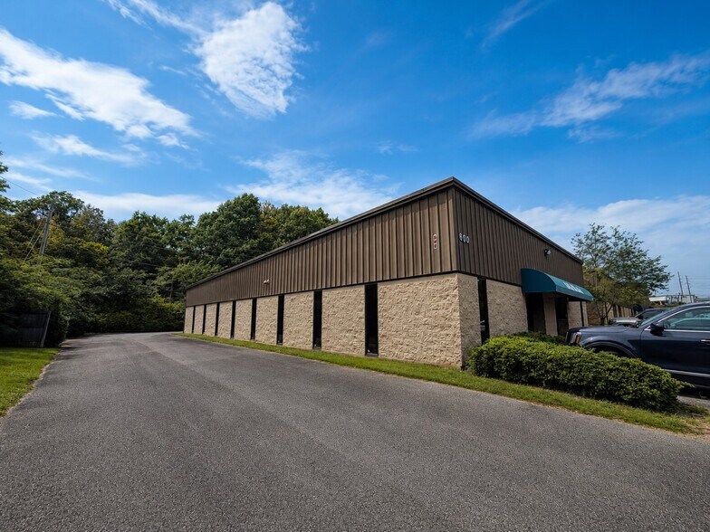 2148 Pelham Pky, Pelham, AL à vendre - Photo de l’immeuble – Image 2 sur 6