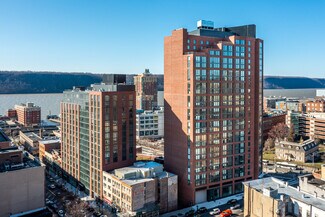 Plus de détails pour 50 Nepperhan St, Yonkers, NY - Local commercial à louer