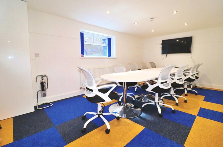 Cardiff Rd, Cardiff à vendre - Photo intérieure – Image 3 sur 6