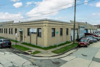 Plus de détails pour 32 Intersection St, Hempstead, NY - Industriel/Logistique à louer