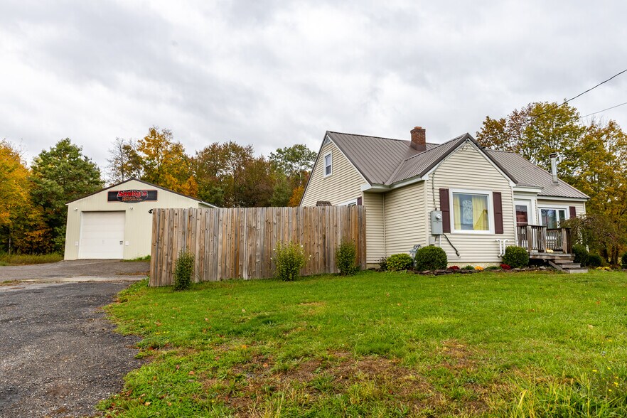 2800 NY-49, West Monroe, NY à vendre - Photo de l’immeuble – Image 3 sur 86