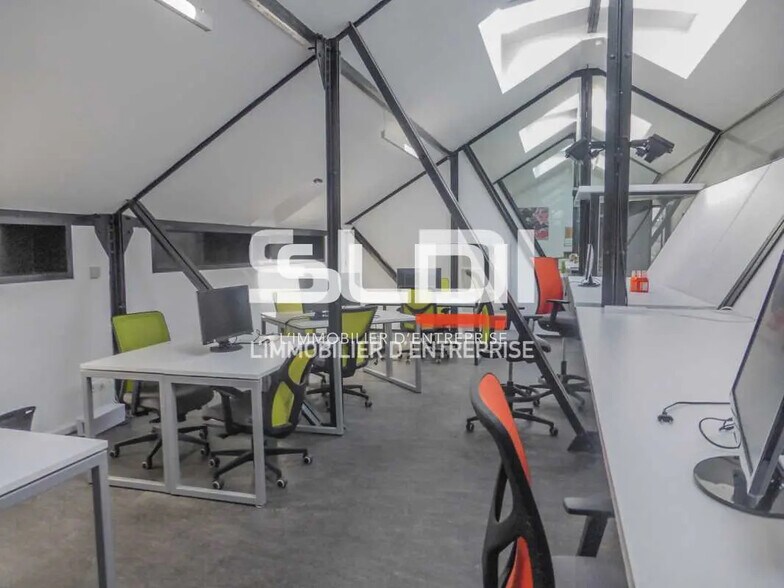 Bureau dans Lyon à louer - Photo de l’immeuble – Image 1 sur 11