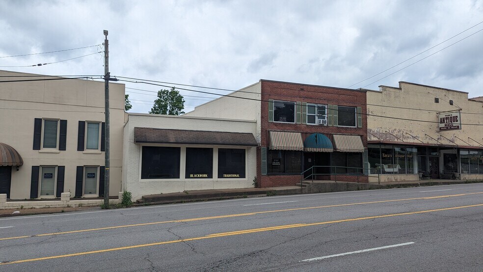 114 N Main St, Goodlettsville, TN à vendre - Photo de l’immeuble – Image 3 sur 16