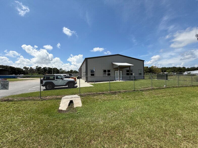 25207 NW 8th Ln, Newberry, FL à vendre - Photo principale – Image 1 sur 1