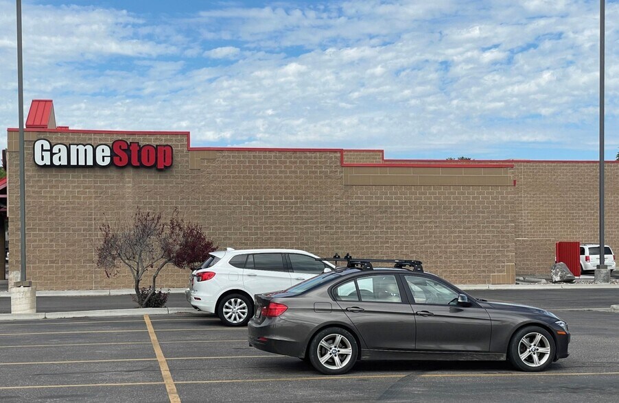 4335 Yellowstone Ave, Pocatello, ID à louer - Photo de l’immeuble – Image 2 sur 5