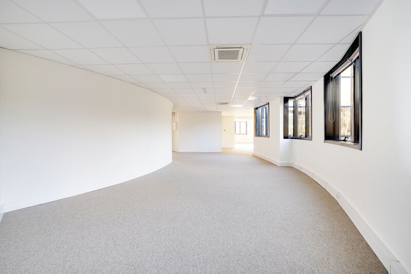 Bureau dans Levallois-Perret à louer - Photo intérieure – Image 2 sur 10