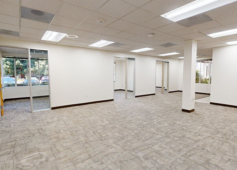 475 Alberto Way, Los Gatos, CA à louer - Numérisation 3D Matterport – Image 2 sur 6