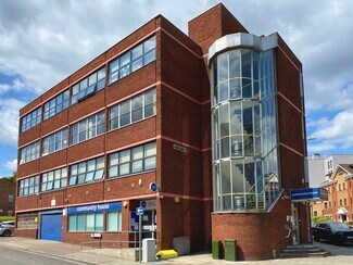 Plus de détails pour 15 New Bedford Rd, Luton - Bureau à louer