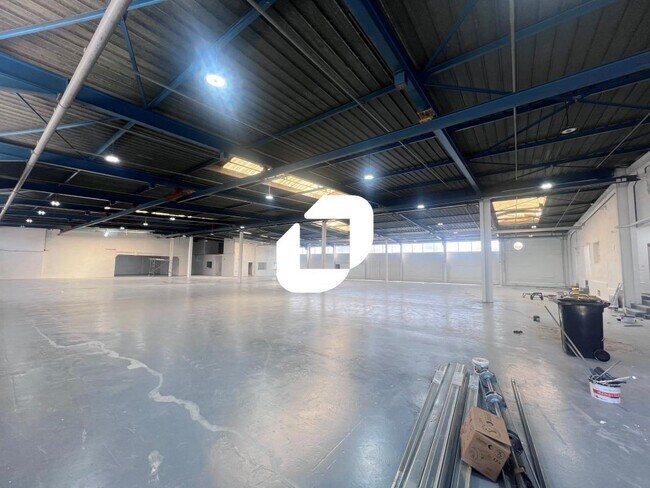 Plus de détails pour Industriel/Logistique à vendre